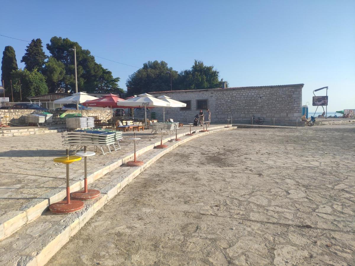 Ferienwohnung App E.N.A. Umag Exterior foto